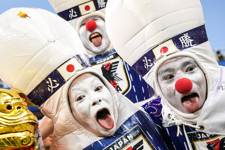 Болельщики сборной Японии на&nbsp;стадионе &laquo;Екатеринбург Арена&raquo; после матча группового этапа чемпионата мира по&nbsp;футболу&nbsp;- 2018&nbsp;между&nbsp;сборными командами Японии и Сенегала, 24&nbsp;июня 2018&nbsp;года