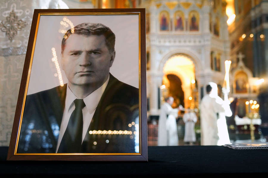 Портрет лидера ЛДПР Владимира Жириновского в&nbsp;храме Христа Спасителя, 8&nbsp;апреля 2022&nbsp;года