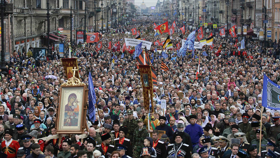 Крестный ход в&nbsp;честь дня перенесения мощей Александра Невского в&nbsp;Санкт-Петербурге, 12&nbsp;сентября 2017&nbsp;года