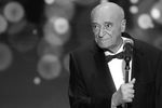 <b>Владимир Этуш (6 мая 1922 – 9 марта 2019)</b> Советский и российский актер театра и кино, театральный педагог. Народный артист СССР. Участник Великой Отечественной войны. Полный кавалер ордена «За заслуги перед Отечеством». С 1987-го Этуш был ректором Театрального училища имени Бориса Щукина, а с 2003-го — его художественным руководителем. Любовь зрителей актеру принесли роли в комедиях Леонида Гайдая — товарища Саахова («Кавказская пленница»), инженера Брунса («Двенадцать стульев»), Шпака («Иван Васильевич меняет профессию») 