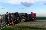 На месте ДТП с микроавтобусом в Ставропольском крае, 30 апреля 2021 года