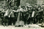 Лидия Русланова во время концерта у стен Рейхстага, 2 мая 1945 года