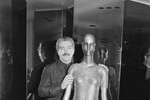 Пако Рабан создал платье-кольчугу. Оно стало символом вечеринок в 1960-х