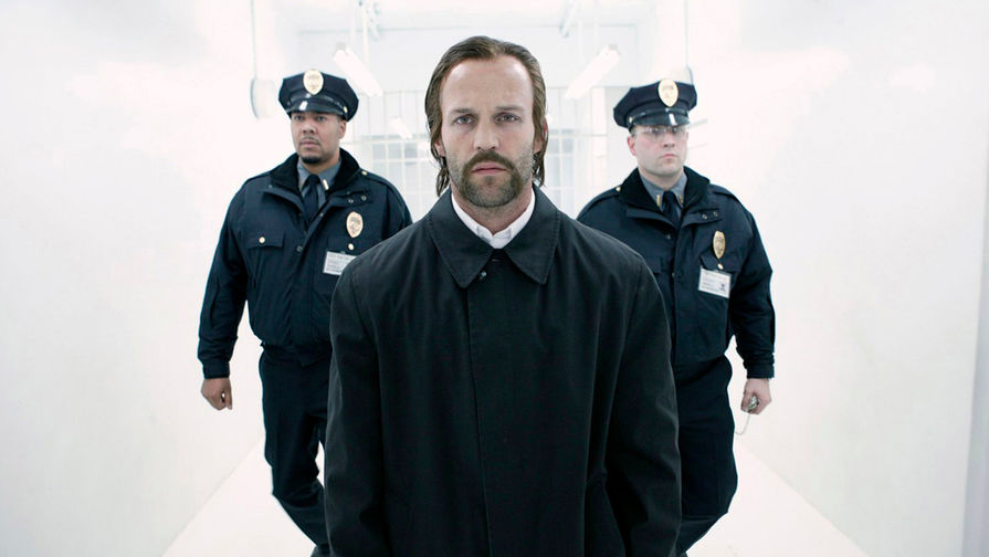 Джейсон Стэйтем в фильме «Револьвер» (2005)