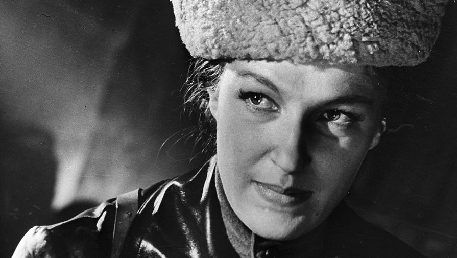 Кадр из кинофильма «Одиночество» по одноименному роману Николая Вирты, 1964 год. Актриса Светлана Дружинина в роли Марии Косовой.