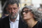 Журналист Сергей Пархоменко (признан в РФ иностранным агентом) перед церемонией прощания с Антоном Носиком в Центральном доме литераторов в Москве, 11 июля 2017 года