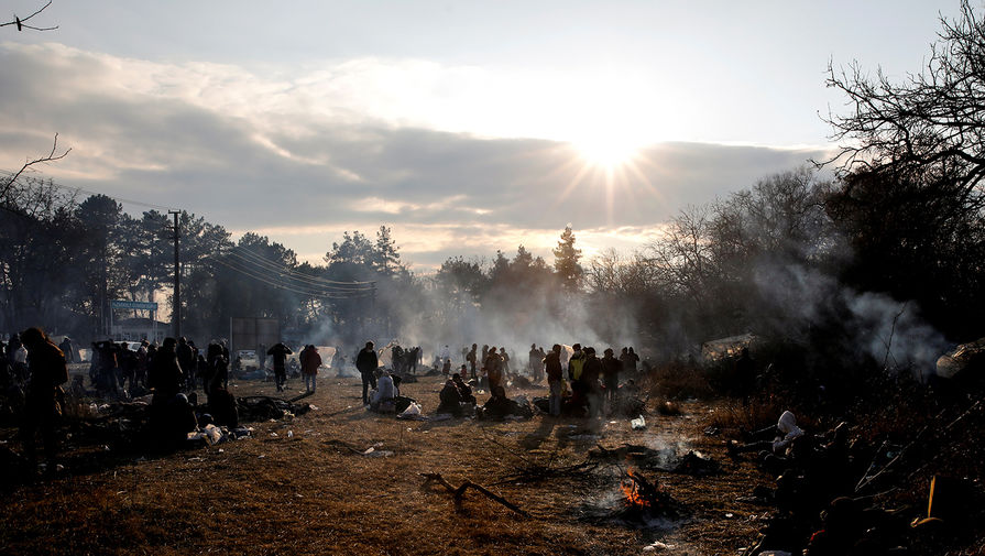 Лагерь мигрантов, ожидающих пересечение турецко-греческой границы