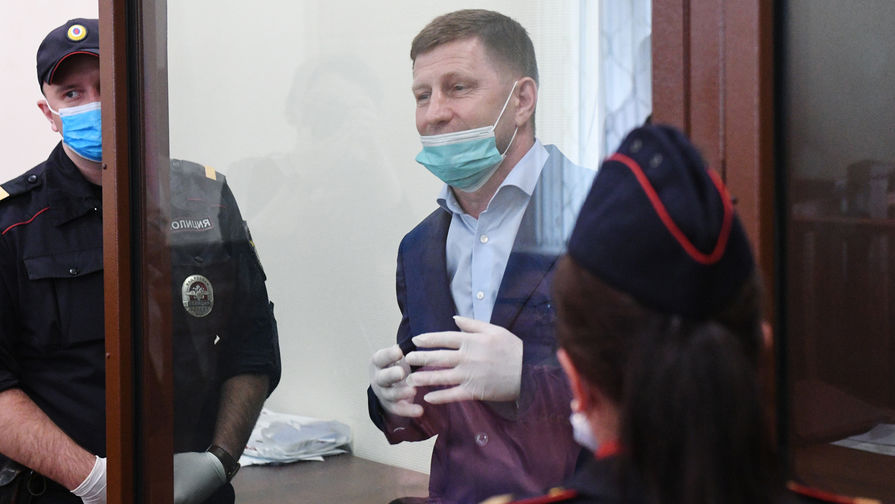 Губернатор Хабаровского края Сергей Фургал в Басманном суде Москвы, 10 июля 2020 года