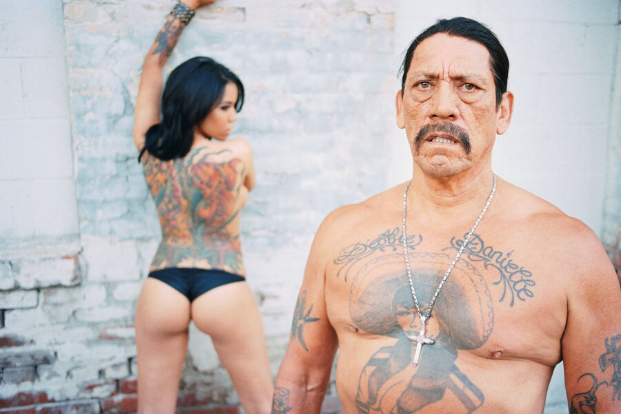 Дэнни Трехо во время фотосессии для&nbsp;издания Urban Ink, 2010&nbsp;год
