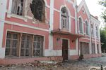 Бомба попала в луганский музей