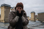Герой Добронравова в фильме-альманахе «Иваново счастье» (2021) — бездомный добряк Иван, который дружит с мальчиком Степкой