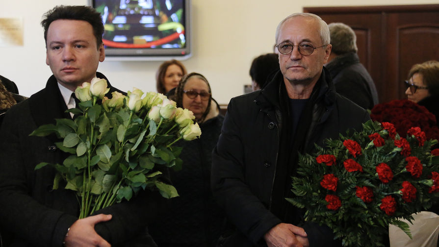 Заслуженный артист России Александр Олешко (слева) и председатель комиссии по&nbsp;культуре и массовым коммуникациям Московской городской думы, актер Евгений Герасимов 