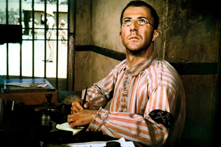 <b>Кадр из&nbsp;фильма «Мотылек» (1973)</b>
