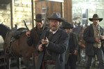 <b>«Открытый простор» (2003)</b>
<br><br>
Редкий вестерн в фильмографии Гэмбона. «Открытый простор» стал третьей режиссерской работой актера Кевина Костнера, также сыгравшего в своем фильме одну из главных ролей. Здесь Гэмбон предстает в амплуа антагониста — коррумпированного представителя закона, противостоящего честным скотоводам и искренне ненавидящего их за стада, пасущиеся на его земле. “Да, я неплохо играю злодейских персонажей. В них больше изюминки. Я сыграл множество и классных героев, и тяжелых, ужасных ролей”, — вспоминал Гэмбон в одном из интервью.
