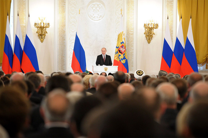 Владимир Путин во время выступления с&nbsp;обращением к&nbsp;Федеральному собранию по&nbsp;поводу ситуации в&nbsp;Крыму