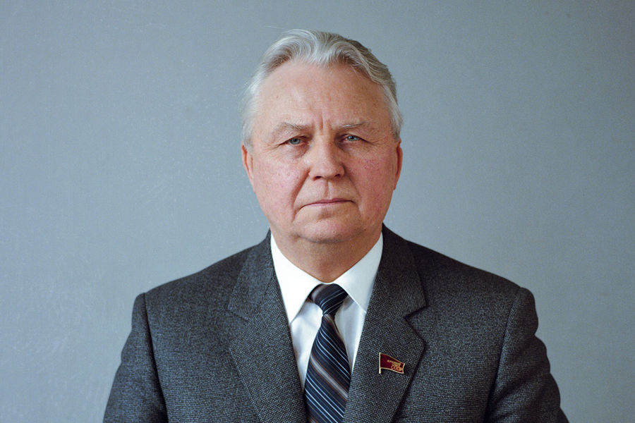 Егор Кузьмич Лигачев, 1985&nbsp;год 