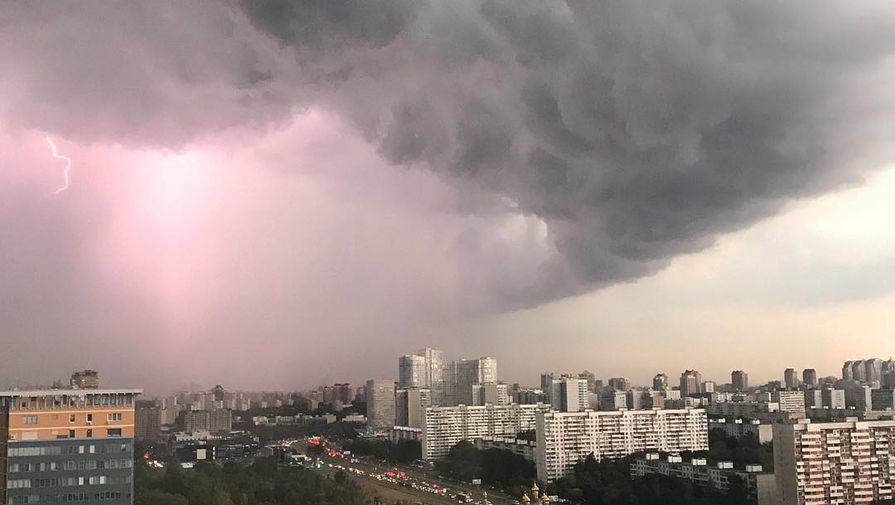 Во время непогоды в&nbsp;Москве, 15 августа 2018 года