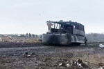 БМП-3 ВС РФ с самодельным обвесом из резинотканевых листов и стационарным загоном над корпусом - milinfolive