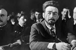 Владимир Татосов в роли Свердлова в фильме Юлия Карасика «Шестое июля» (1968)