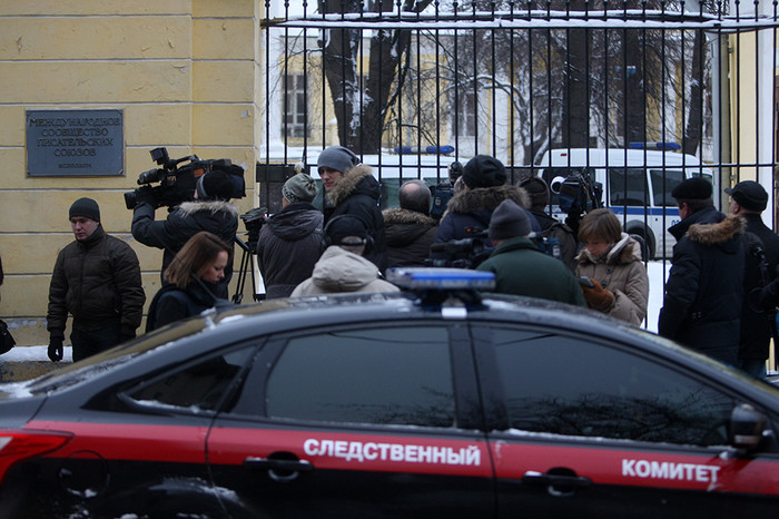 В&nbsp;центре Москвы у&nbsp;выхода из&nbsp;ресторана армянской кухни «Старый фаэтон» расстрелян известный криминальный авторитет Аслан Усоян, известный как Дед Хасан. 