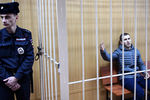 Подозреваемый в хулиганстве Ислам Муртазалиев в Тверском суде Москвы, 10 января 2017 года