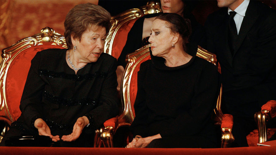 2011 год. Наина Ельцина и балерина Майя Плисецкая