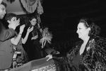 Испанская певица Монсеррат Кабалье во время выступления на благотворительном концерте в Большом театре, 1992 год