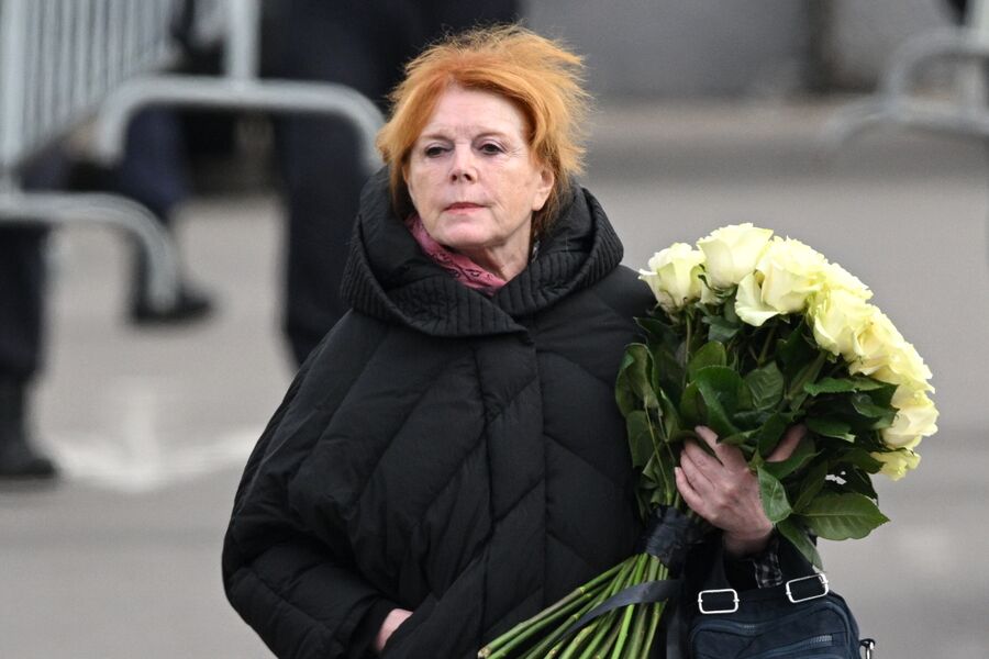 Актриса Клара Новикова на&nbsp;церемонии прощания с&nbsp;модельером Валентином Юдашкиным в&nbsp;похоронном доме &laquo;Троекурово&raquo;, 6&nbsp;мая 2023&nbsp;года