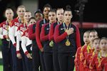 Сборная России (Ангелина Мельникова, Дарья Спиридонова, Алия Мустафина, Седа Тутхалян, Мария Пасека) в командных соревнованиях по спортивной гимнастике завоевала серебряную медаль Олимпийских игр – 2016, уступив представительницам США, но оказавшись сильнее китаянок