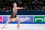 Софья Муравьева выступает в произвольной программе на чемпионате России — 2022