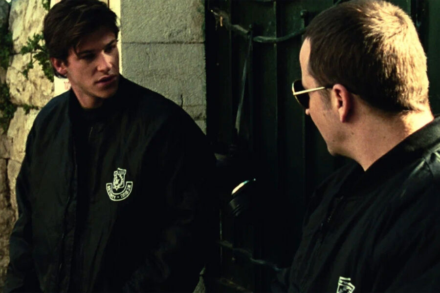 <b>&laquo;Ультиматум&raquo; (2009)</b>
<br><br>
История любви франко-итальянской студентки Луизы (Жасмин Тринка) и художника Натанаеля (Ульель) из&nbsp;Иерусалима, которые оказываются в&nbsp;самом эпицентре войны в&nbsp;Персидском заливе 1990&ndash;1991 годов. Ожидая начала третьей мировой, они заново осознают себя, будущее и отношения.