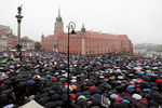 Митинг против запрета абортов в центре Варшавы