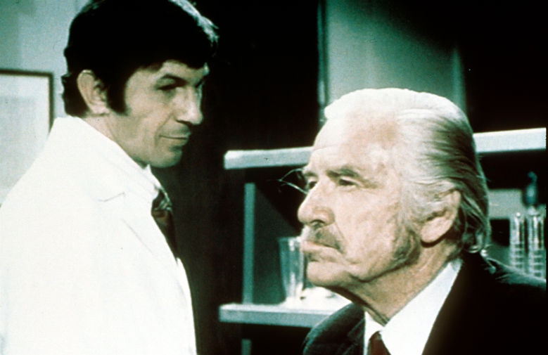 Леонард Нимой и Уилл Гир в&nbsp;эпизоде сериала &laquo;Коломбо&raquo;, 1973&nbsp;год