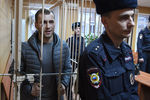Подозреваемый в хулиганстве Ислам Муртазалиев в Тверском суде Москвы, 10 января 2017 года