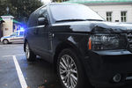 Автомобиль Range Rover, врезавшийся в ограждение резиденции посла США в Москве, 18 сентября 2020 года