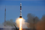 Пуск ракеты-носителя «Союз-ФГ» с транспортным пилотируемым кораблем «Союз МС-04» с космодрома Байконур, 20 апреля 2017 года