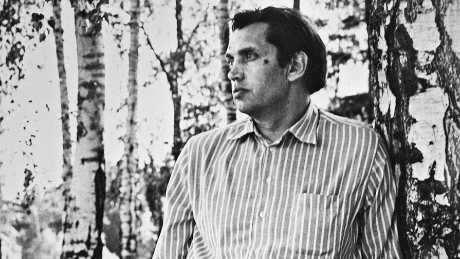 Роберт Рождественский, 1975 год