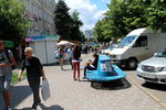Даже в выходные в самом центре Луганска гуляет только молодежь 