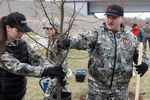Президент Белоруссии Александр Лукашенко во время посадки деревьев в&nbsp;рамках республиканского субботника в&nbsp;агрогородке Александрия Шкловского района, 17&nbsp;апреля 2021&nbsp;года