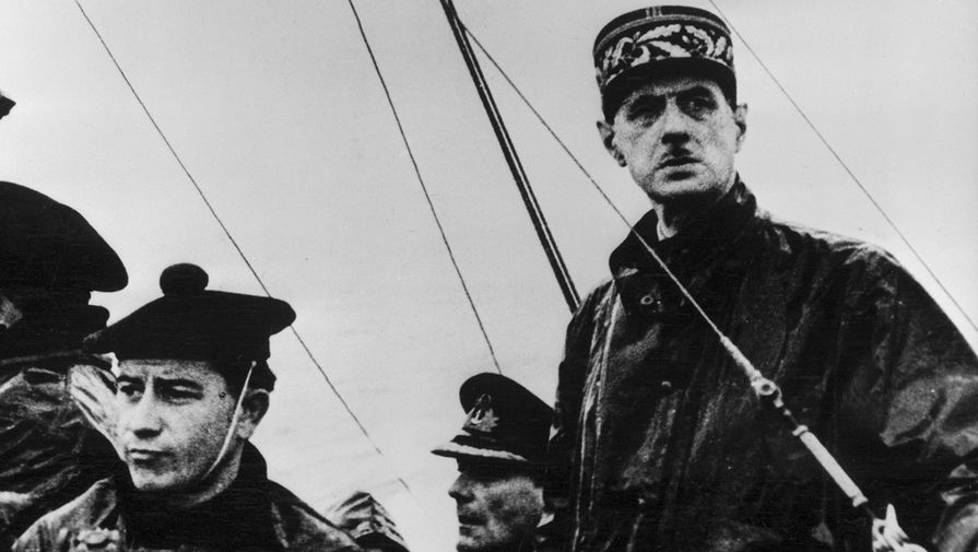 Генерал Шарль де Голль на борту французского судна, 1941 год