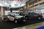 Пикапы Isuzu D-Max представлены в доработанной модификации Arctic Trucks — тюнинговая фирма родом из Исландии приспосабливает внедорожники известных фирм к успешному преодолению тяжелого бездорожья.