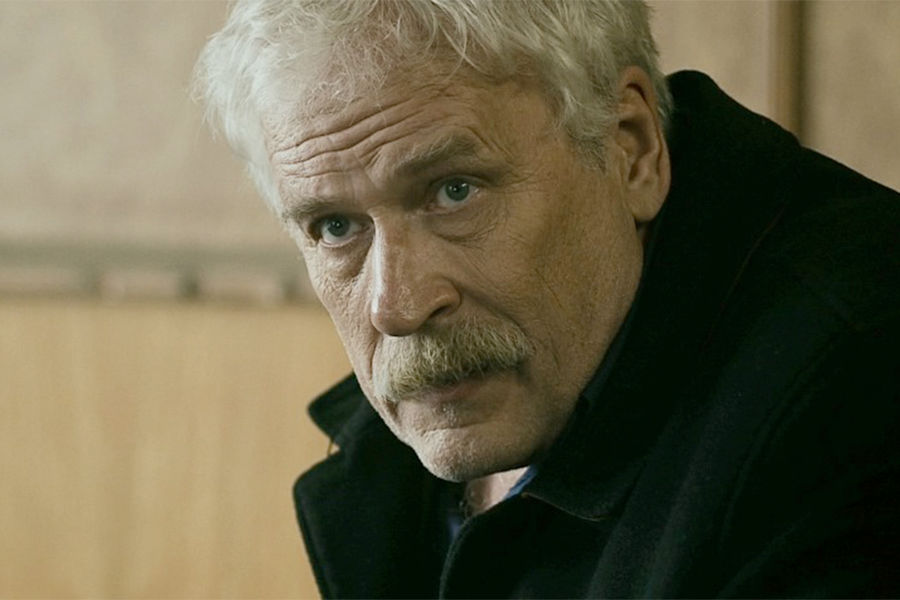 Борис Невзоров в&nbsp;сцене из&nbsp;фильма &laquo;Майор&raquo; (2013)