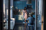 <b>1-е место. «Нелюбовь» (2017)</b>
<br><br>
В 2018 году «Нелюбовь» Андрея Звягинцева была номинирована на «Оскар» в категории «Лучший фильм на иностранном языке». А за год до этого, когда шли премьерные показы, — разбила сердце каждого зрителя, решившегося на просмотр. История о тяжелом разводе пары, жертвой которой становится маленький ребенок, оказалась не только великой картиной, после которого хочется обнять всех родных, но и отличной социальной рекламой — благодаря «Нелюбви» мы стали куда внимательнее относиться к сообщениям о пропаже незнакомых людей, а также еще больше зауважали добровольческих поисковиков.