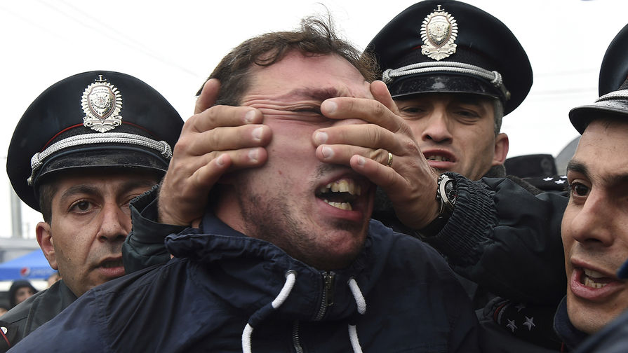 Акция протеста на&nbsp;площади Республики в&nbsp;Ереване, 22 апреля 2018 года