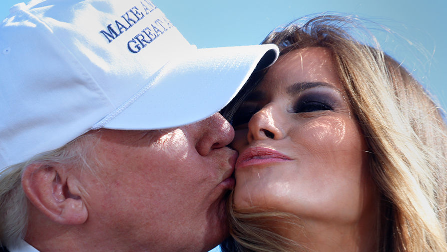 Дональд и Меланья Трамп во время предвыборной кампании во Флориде, 2016 год