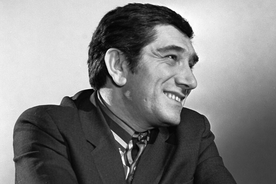 Артист театра и кино Армен Джигарханян, 1974&nbsp;год