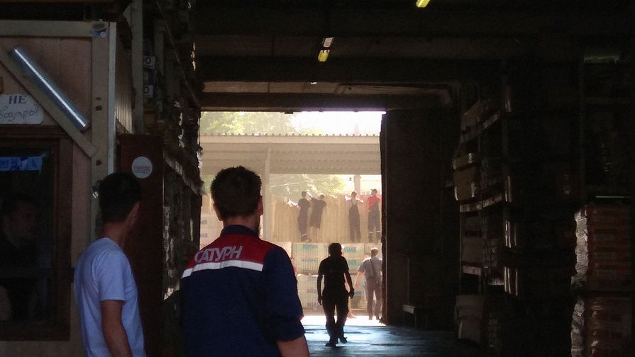 Очевидцы рядом с&nbsp;местом взрыва на&nbsp;Литовской улице в&nbsp;Санкт-Петербурге, 17 июля 2018 года