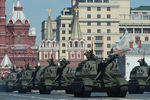 Самоходные артиллерийские установки МСТА-С на военном параде на Красной площади, посвященном 69-й годовщине Победы в Великой Отечественной войне