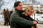 <b>Кадр из фильма «Счастливого рождества» (2005)</b>
<br><br>
Роль в военной драме “Счастливого рождества” актриса считает одной из лучших в своей карьере: Крюгер сыграла певицу Анну Соренсен, которая приезжает на фронт во время Первой мировой войны. Картина была номинирована на “Оскар” в категории “Лучший фильм на иностранном языке”.