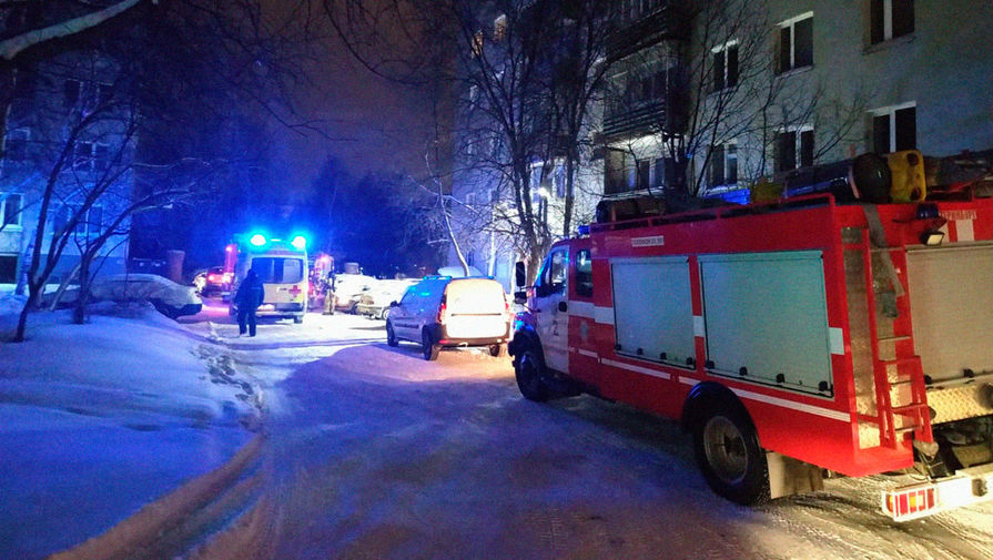 На&nbsp;месте пожара в&nbsp;девятиэтажном жилом доме в&nbsp;Екатеринбурге, 12&nbsp;января 2021&nbsp;года
